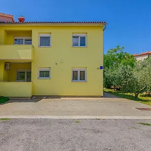 Prodan 2 Apartment Fažana